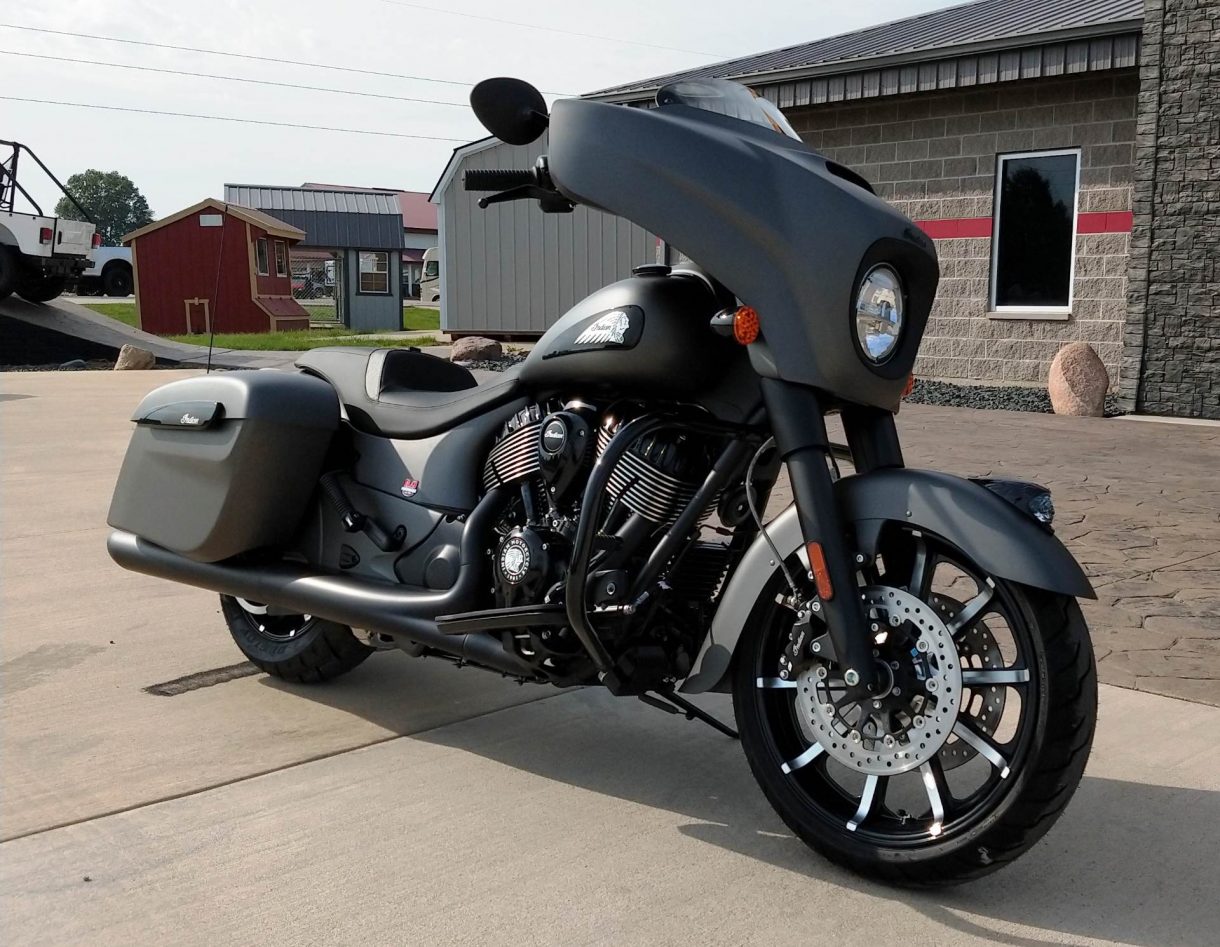 Indian Chieftain Dark Horse 2020 1