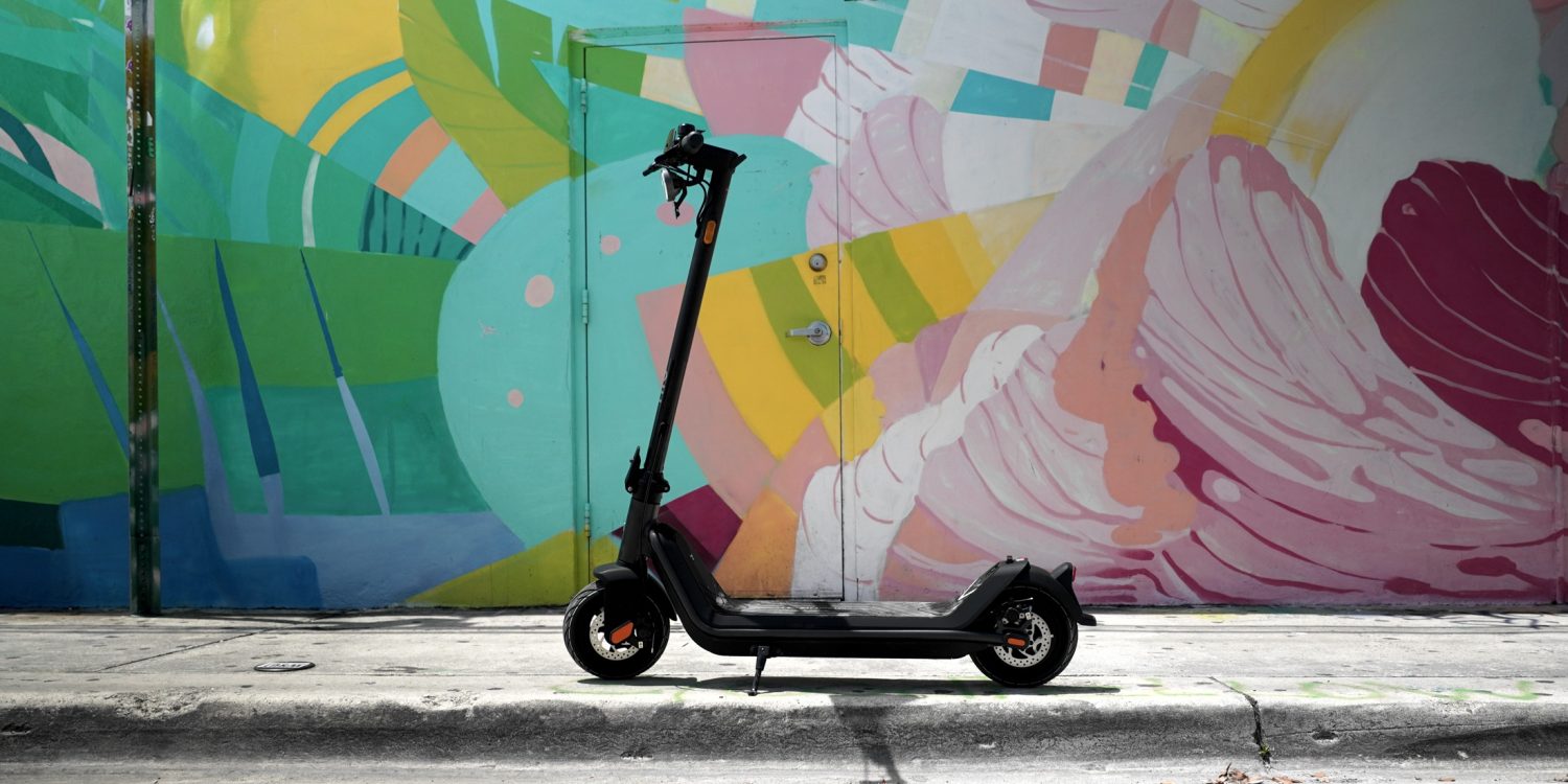 NIU KQi3 elektrikli scooter