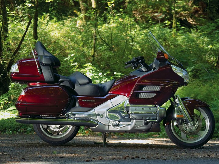 Honda goldwing reklamı 1979