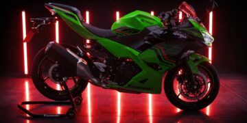 2023 Kawasaki Ninja 400-Official Feature Video