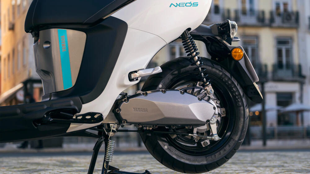 Yamaha Neos