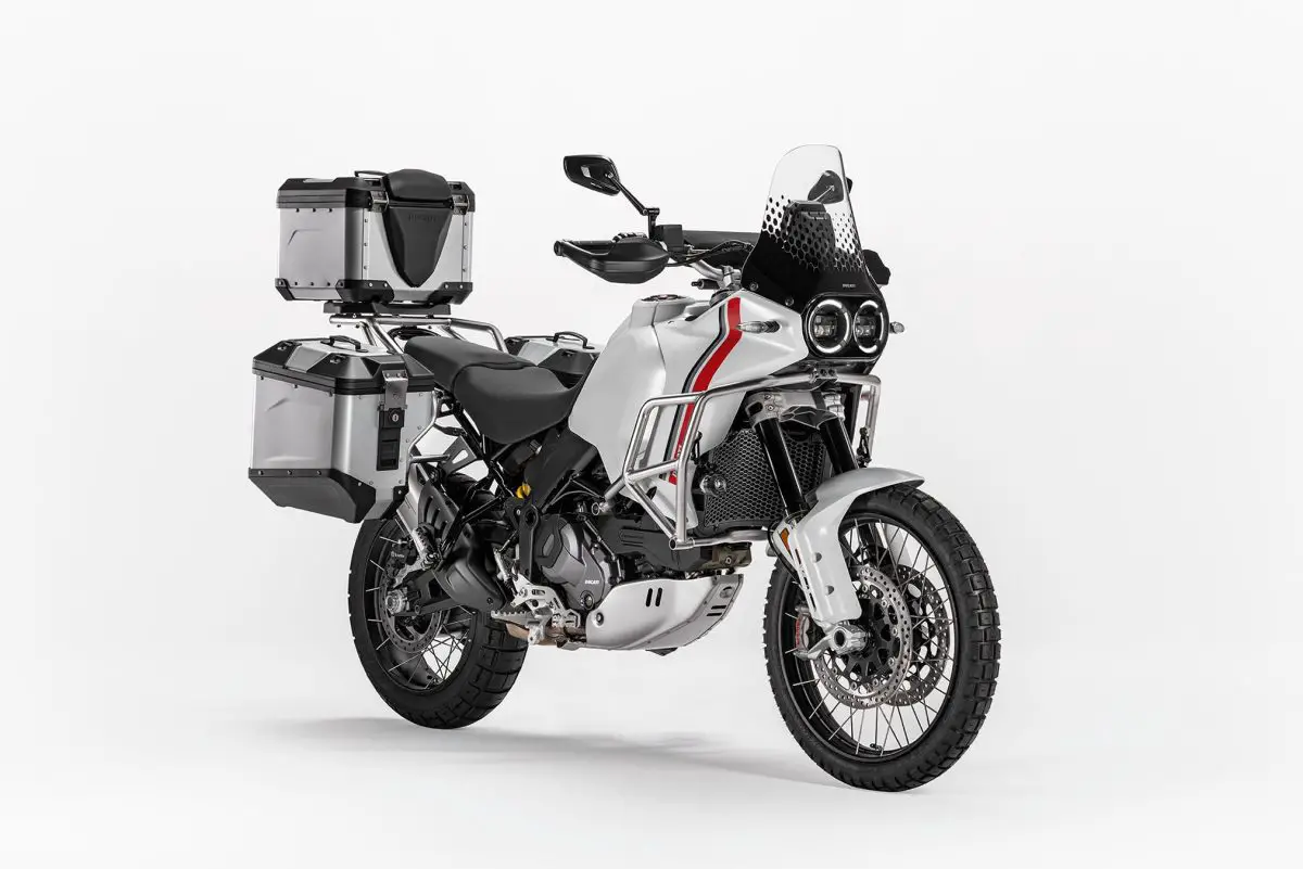 2025 Ducati DesertX1 1200x801 1