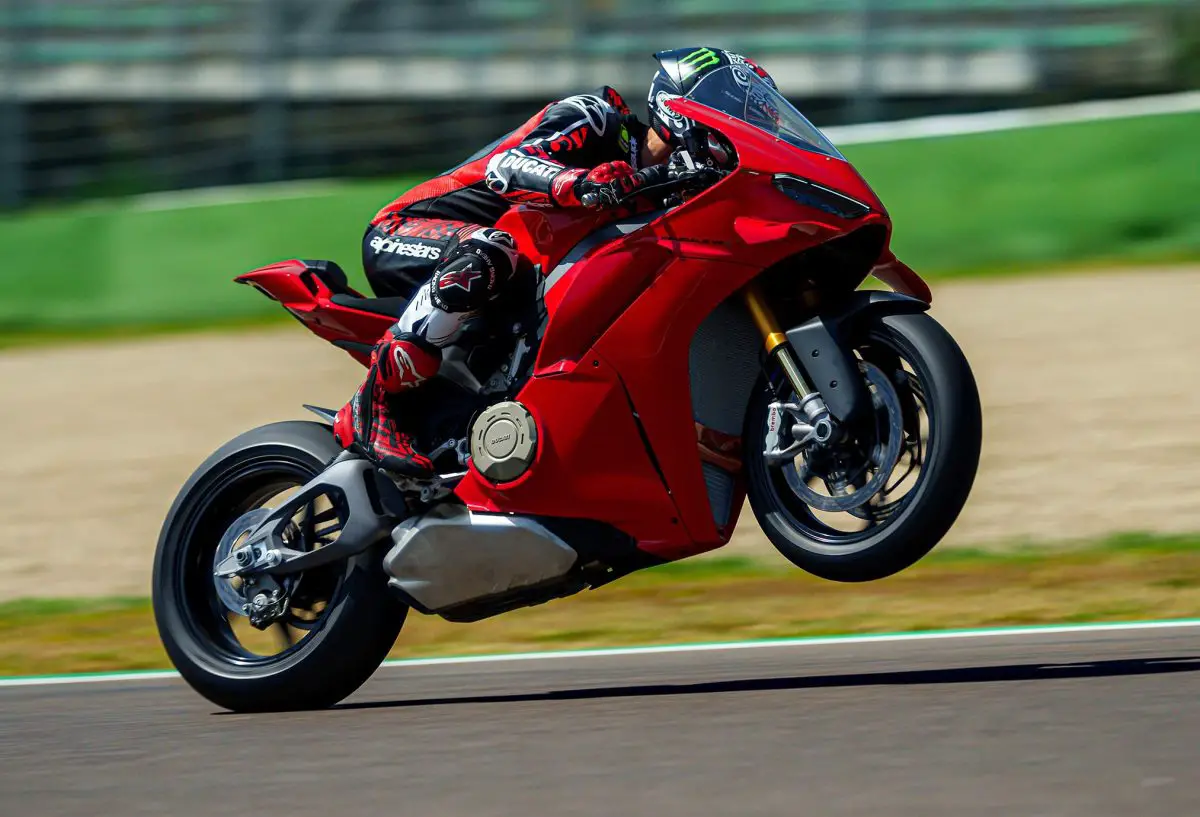 2025 Ducati Panigale V4