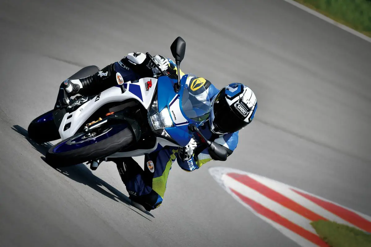 2025 Suzuki GSX R125d 1200x798 1