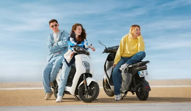 Honda'nın Yeni Elektrikli Scooter'ı Günlük Yolculuğunuzda Yanınızda