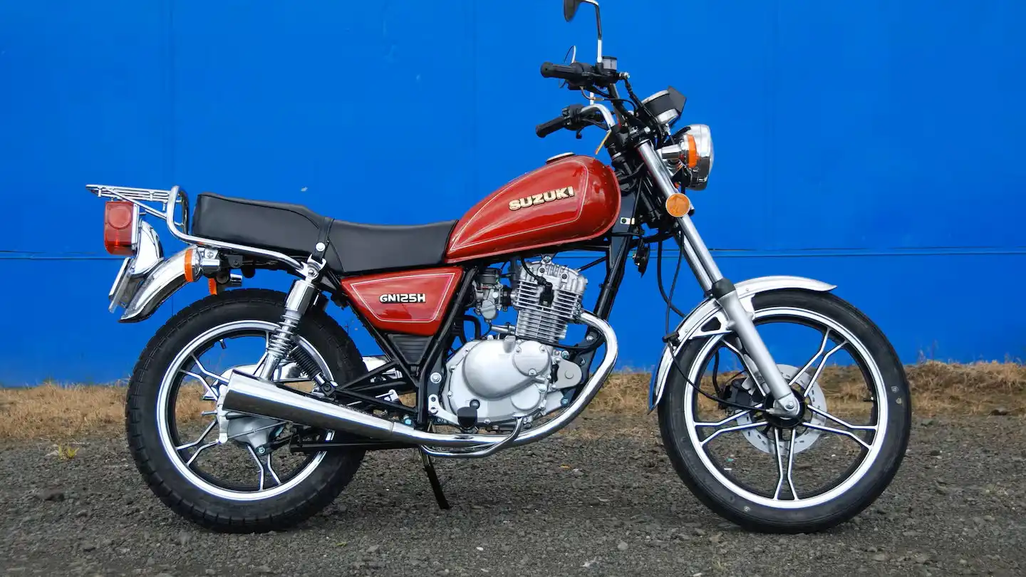 Suzuki GN125