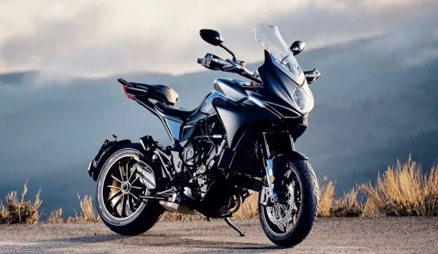 10 performance and comfort motorcycles