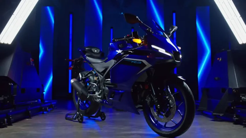 2025 Yamaha YZF-R3 Teknik Özellikler