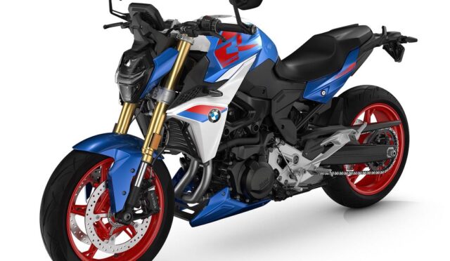 2025 BMW F900R