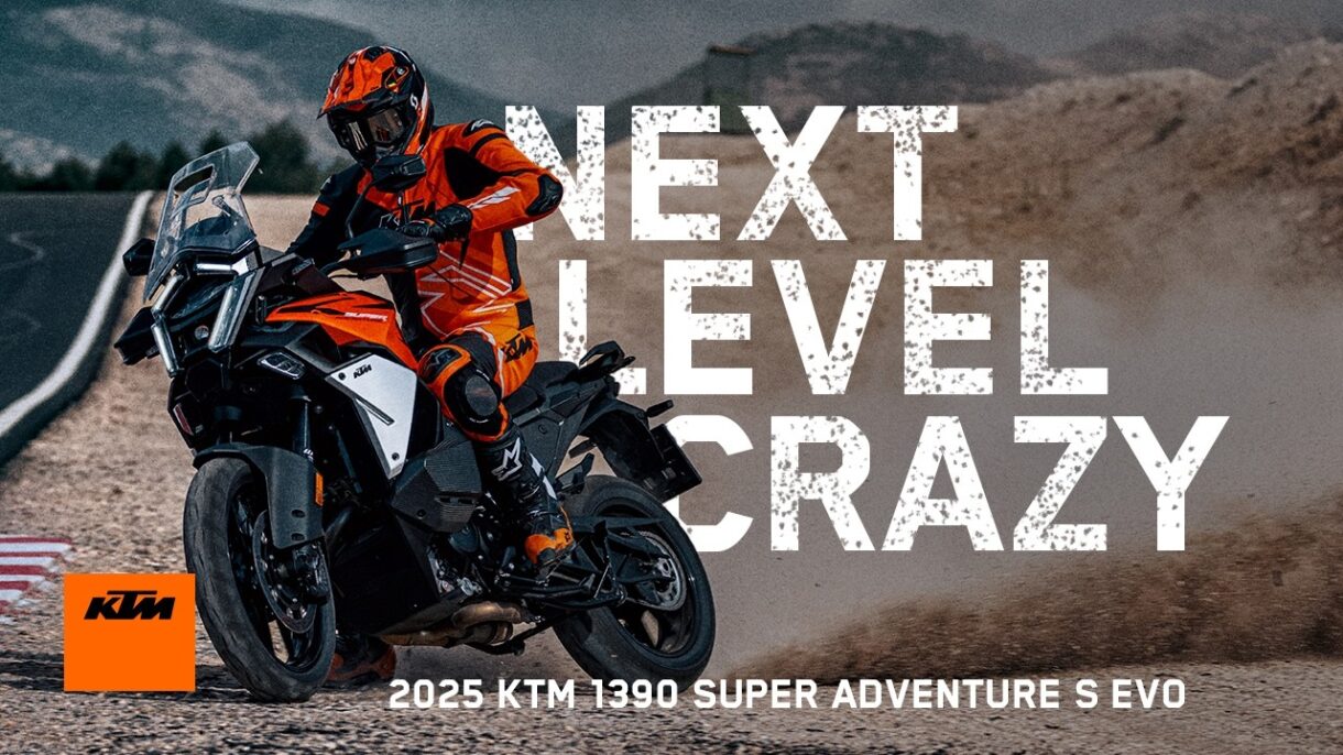 2025 KTM 1390 Super Adventure S 1