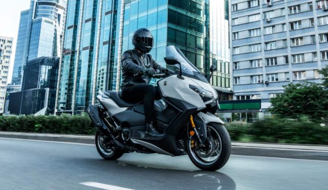 2025 Yamaha TMAX & TMAX Tech MAX